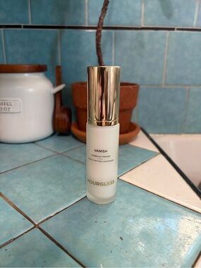 Hourglass Vanish Airbrush Primer - New Unused